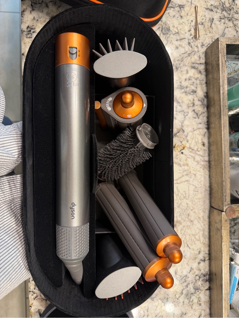 Dyson Women’s Airwrap Multi-Style — Gray and Copper - Picture 4 of 7